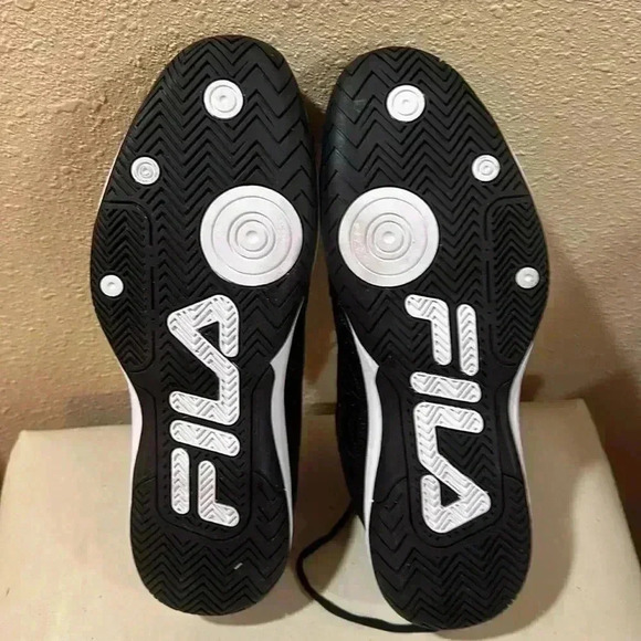 Fila Pickleball. Size 11.5 - Picture 7 of 8